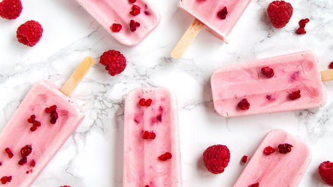 Raspberries popsicles